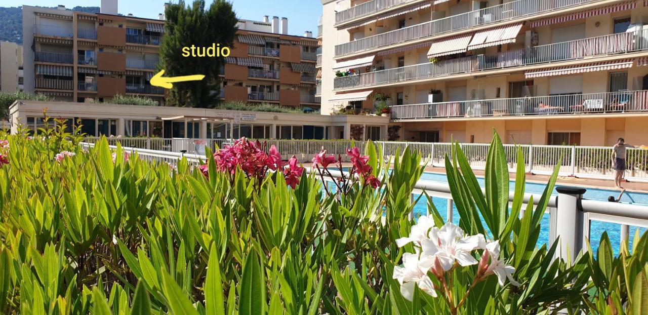 Les Caroubiers Apartment Roquebrune-Cap-Martin Exterior photo