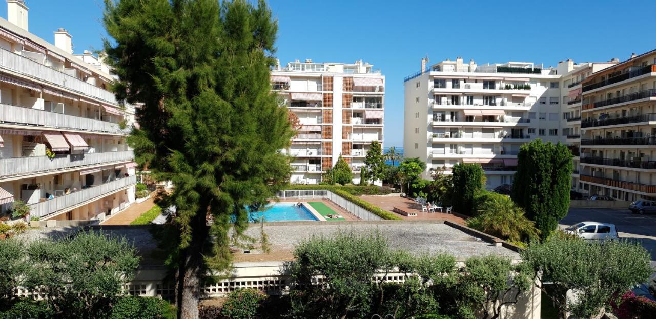 Les Caroubiers Apartment Roquebrune-Cap-Martin Exterior photo
